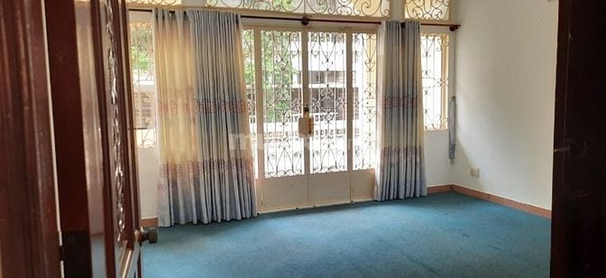 Villa mini 3  tầng, DTSD 256 m2, đường 6m, khu cao ráo, Hồ Văn Huê