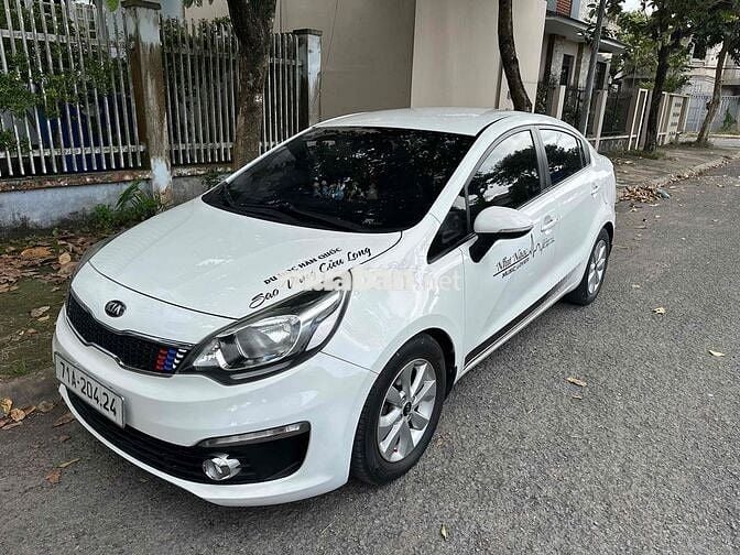 Kia Rio 2016 1.4 AT Sedan - 121000 km