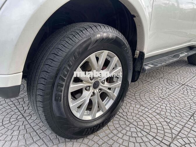 Mitsubishi Pajero Sport 2017 D 4x2 MT - 280000 km