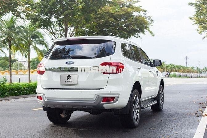 Ford Everest Titanium 2.0L AT 4x2 2020 - xuất HĐ