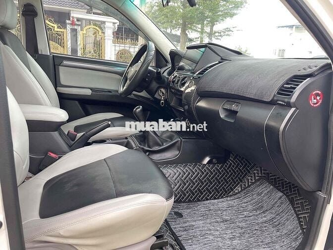 Mitsubishi Pajero Sport 2017 D 4x2 MT - 280000 km