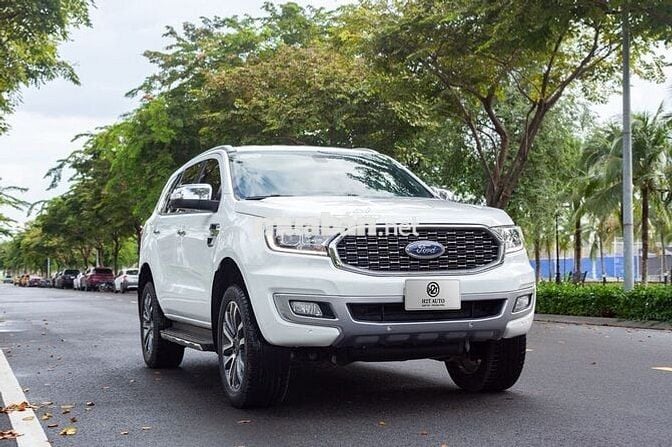 Ford Everest Titanium 2.0L AT 4x2 2020 - xuất HĐ