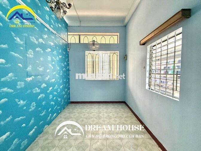 PHÒNG TRỌ CỬA SỔ TRỜI TÂN BÌNH