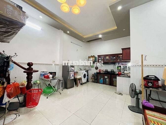 Bán Nhà 2 Tầng HXH Đ.Số 8 Linh Xuân DT 70m 5 ×13.5 . 3PN Sổ Hoàn Công
