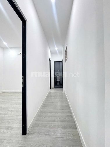 NHÀ 1 TRỆT 1 LỬNG THIẾT KẾ KIỂU ÂU XINH LUNG LINH - LÊ VĂN KHƯƠNG