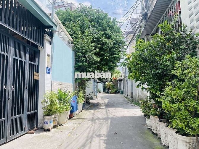 Bán Nhà 2 Tầng HXH Đ.Số 8 Linh Xuân DT 70m 5 ×13.5 . 3PN Sổ Hoàn Công