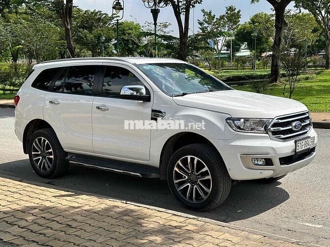 Ford Everest 2018 Titanium 2.0L 4x4 AT - 32000 km