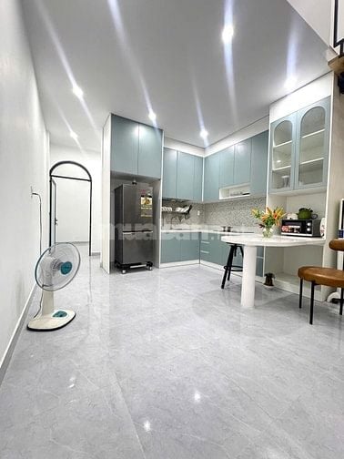 NHÀ 1 TRỆT 1 LỬNG THIẾT KẾ KIỂU ÂU XINH LUNG LINH - LÊ VĂN KHƯƠNG