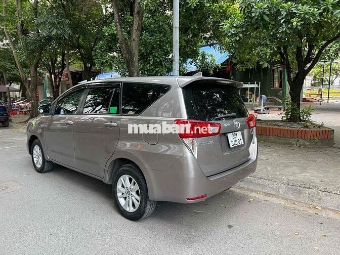 Toyota Innova 2019 2.0G - 95000 km