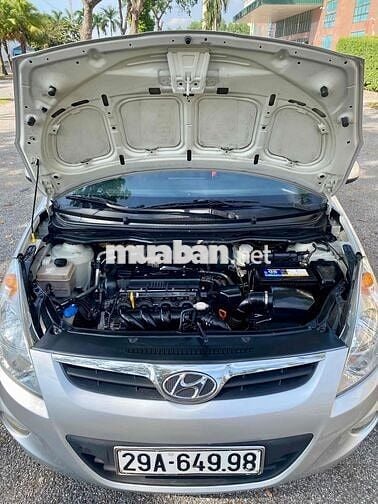 Hyundai i20 2012 1.4 AT - 125000 km