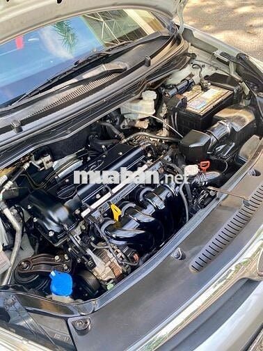 Hyundai i20 2012 1.4 AT - 125000 km