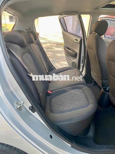 Hyundai i20 2012 1.4 AT - 125000 km