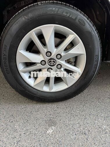 Toyota Innova 2019 2.0G - 95000 km