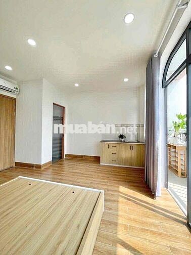 CĂN HỘ STUDIO BAN CÔNG LÁT GỖ SIÊU XỊN GẦN NTTU