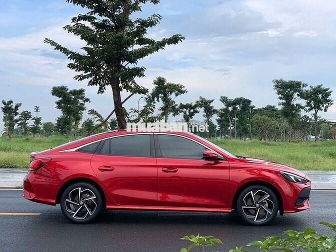 MG MG5 2022 Luxury - 26000 km