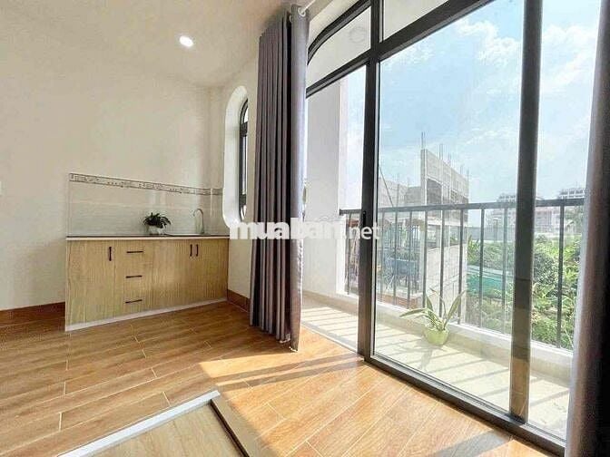 CĂN HỘ STUDIO BAN CÔNG LÁT GỖ SIÊU XỊN GẦN NTTU