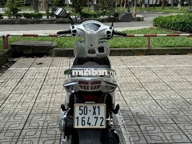 Cần Bán: Vision 2020 BSTP- Xe Đẹp Keng Máy Zin Êm