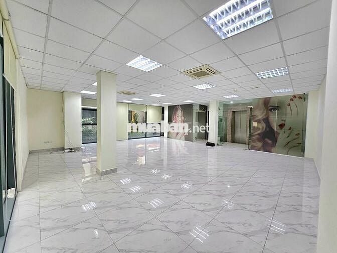 Cho thuê văn phòng 80m2 giá 17tr/th tại phố Yên Lãng nhà mới 100%