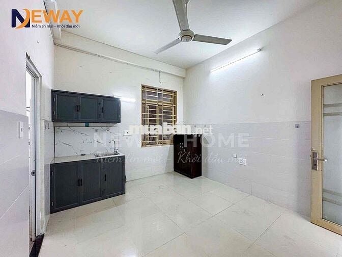 CHDV BAN CÔNG NẰM NGAY TRỤC ĐƯỜNG LŨY BÁN BÍCH - GẦN ĐH VĂN HIẾN