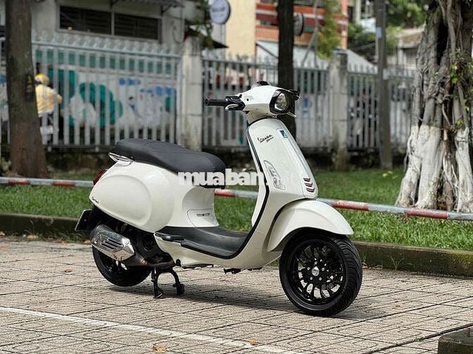 Cần Bán:  Sprint 2016 BSTP- Chính Chủ - Xe Zin Đẹp