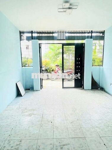 CHỈ 4,5 TỶ - NHÀ NGAY THỚI TAM THÔN, ẤP NAM THỚI SÁT THỊ TRẤN HÓC MÔN