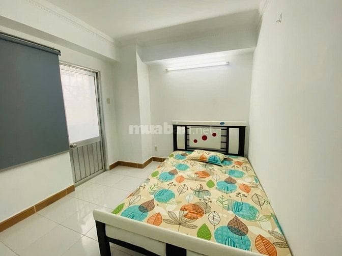 Bán gấp chung cư Miếu Nổi 18 tầng, 54m2(2PN) sổ hồng