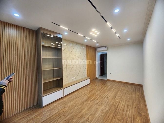 BÁN NHÀ N.TỪ LIÊM: 6 TẦNG, ÔTÔ ĐỖ CỬA, THANG MÁY,NHÀ MỚI TING, SỔ ĐẸP 