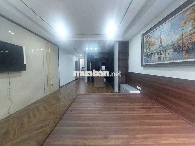 Bán nhà Phố Trạm- phường Long Biên gần ngay siê thi Aeon, 8 tầng , 56m