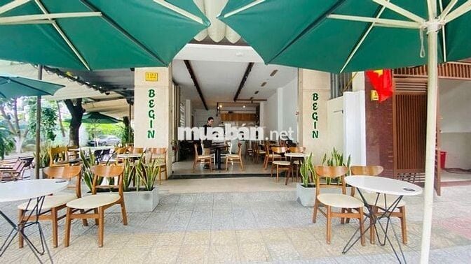 Sang quán cafe đang hoạt động tốt