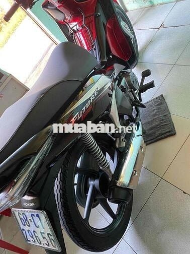 Em bán chiếc xe Future 125 xe zin nguyên bản.