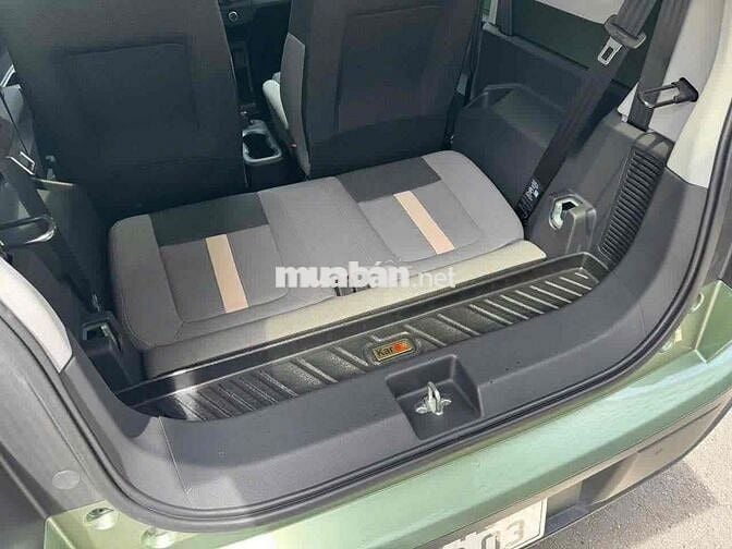 VF3 24 - Lên full đồ chơi