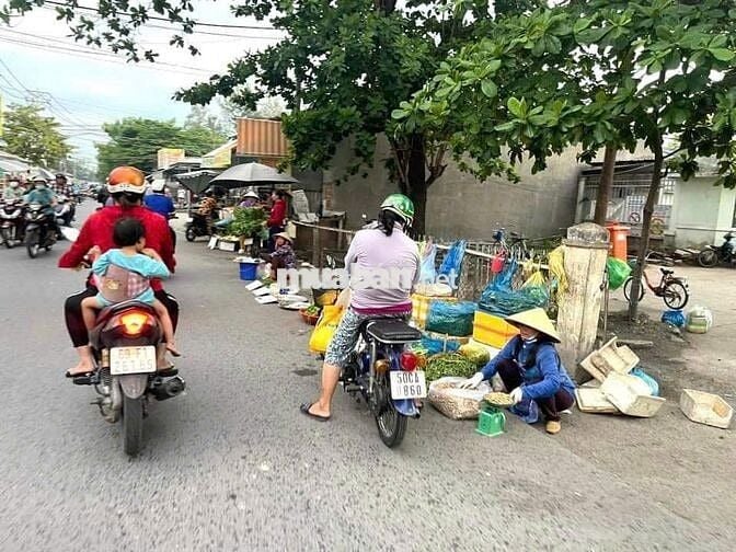 di chuyển công tác nên cần bán lô đất