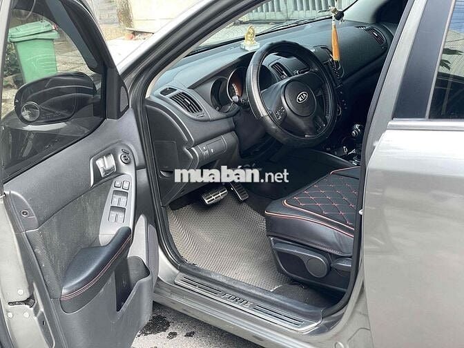 Kia Forte 2011 SX 1.6 AT - 80000 km