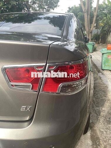 Kia Forte 2011 SX 1.6 AT - 80000 km