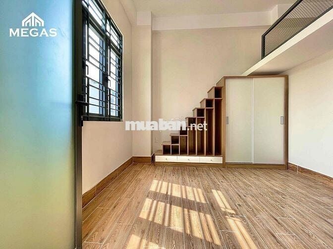 Phòng Trọ Mới Xây Gác Lớn Cửa Sổ Thoáng Gần Công Viên Phần Mềm