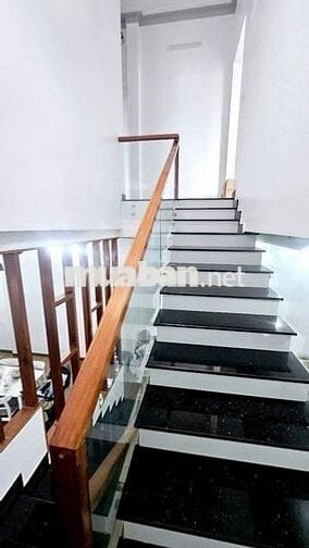 NHÀ MỚI 3 PHÒNG NGỦ PHƯỜNG B'LAO - TP.BẢO LỘC 127,8M2 FULL THỔ CƯ