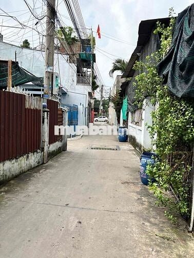 Nhà C4 Dĩ An.123m2 , Hẻm Xe Hơi, Shr, Hơn 3 tỷ