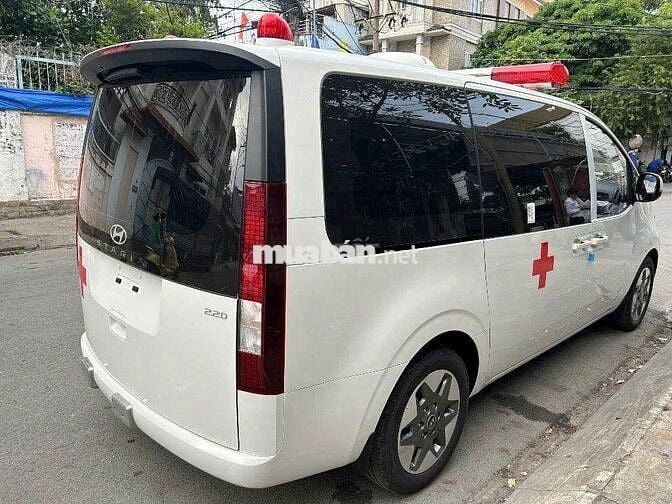 Hyundai Staria Cứu Thương 2025 – Giá Chỉ 875 Triệu