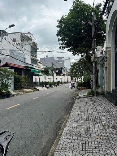 BÁN NHÀ 4,10m X 20,75m, TRỆT LẦU MẶT TIỀN ĐƯỜNG SỐ TÂN QUY QUẬN 7