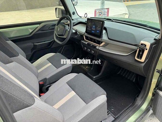 VF3 24 - Lên full đồ chơi