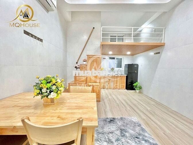 Duplex Ở được 4 người Máy giặt riêng - Thang máy, có hầm xe, Gần chợ