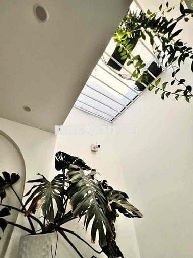 CĂN HỘ DV NGAY CẠNH IUH-55m2-GIÁ CHỈ 11tỏi5- FULL PHÒNG TIỀN ĐỀU