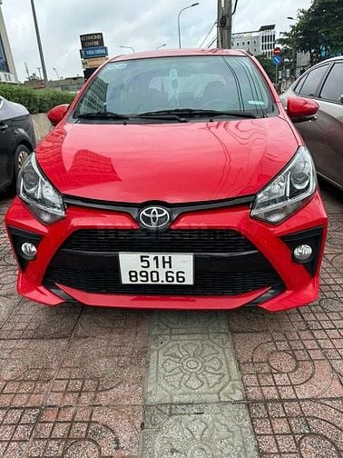 Bán xe nhà sử dụng ít chạy, xe còn rất mới