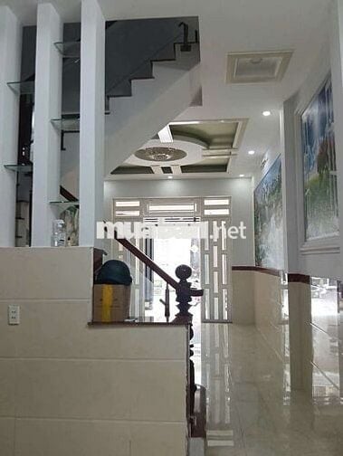 Bán nhanh nhà 4pn vs3 số Hồng riêng , gần trường học chợ ủy ban. Nd