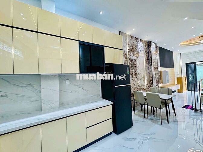 Bán nhà HXH Thống Nhất, Gò Vấp, 28m2, 2 tầng, 2 PN, full nội thất