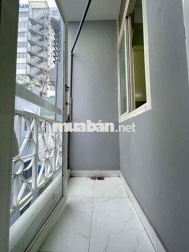 Cho Thuê Căn Hộ Studio Ban Công Thang Máy Full NT Ngay CMT8 Quận 3