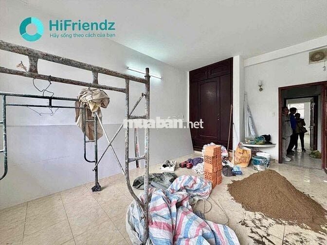 10p qua Q5 Phòng đẹp bancol mới xây siêu rộng Hỗ trợ lắp máy lạnh