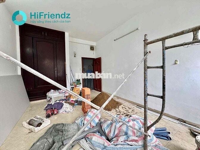 10p qua Q5 Phòng đẹp bancol mới xây siêu rộng Hỗ trợ lắp máy lạnh