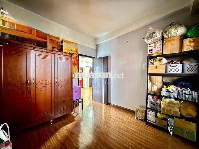 CHO THUÊ CHUNG CƯ 3 PHÒNG NGỦ ĐỐI DIỆN CV LÊ THỊ RIÊNG 110m2