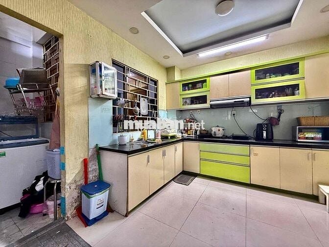 CHO THUÊ CHUNG CƯ 3 PHÒNG NGỦ ĐỐI DIỆN CV LÊ THỊ RIÊNG 110m2
